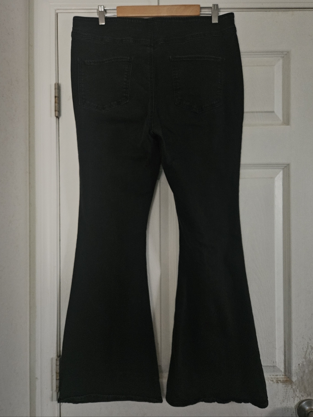 Black Flared Stretch Jeans - Classic Flare Leg 15-17 - Picture 7 of 7
